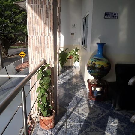 Hotel Maria Jose ビリャビセンシオ エクステリア 写真