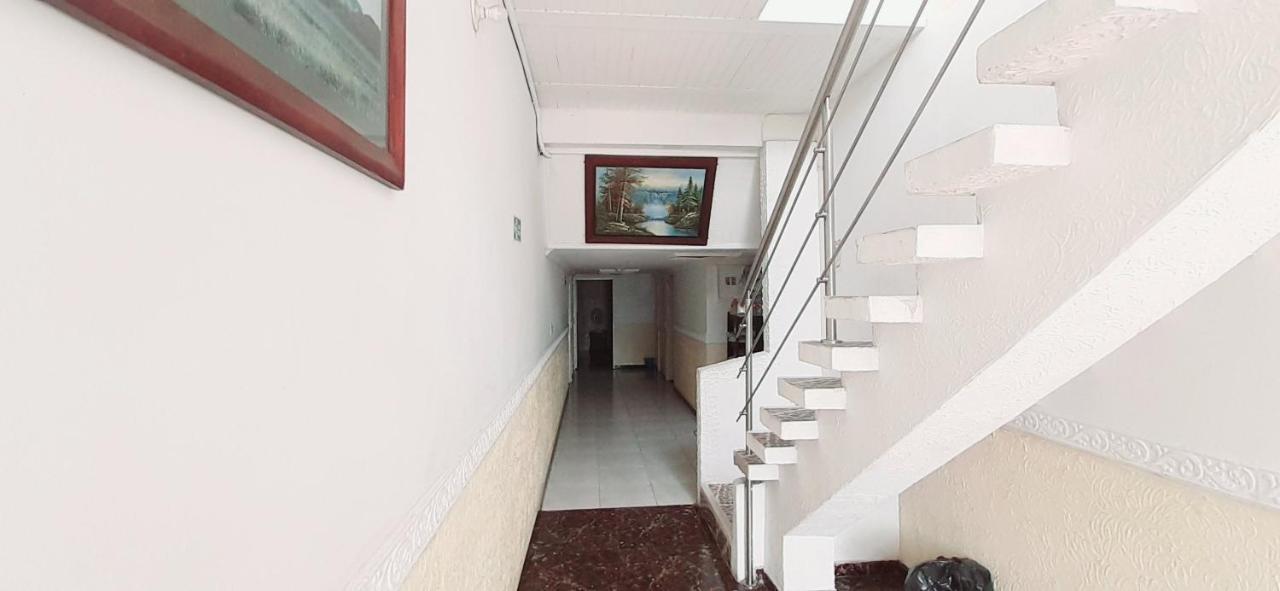 Hotel Maria Jose ビリャビセンシオ エクステリア 写真